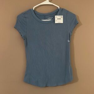 American eagle size xs soft ribbed tee. Blue. New with tags.